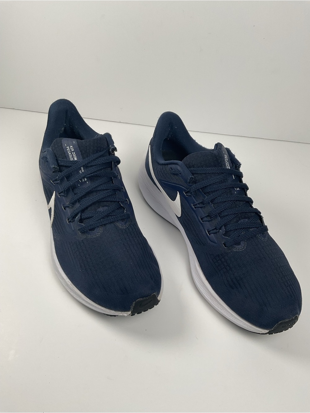 Nike Air Zoom Pegasus 39 TB Women's Size 8.5 Navy White Running Walking Shoes - Picture 4 of 10
